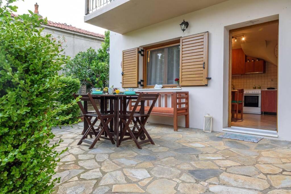 Small House With Garden & View Promirion Dış mekan fotoğraf
